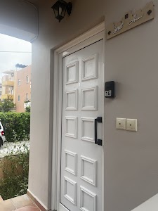 Little Sweet Home place picture